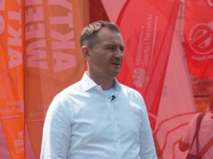 „Nitras tworzy podziały, wznieca konflikty, popełnia gafy… Jest strasznie zakompleksiony”